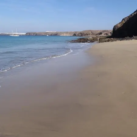 Casa Papagayo Rocas *